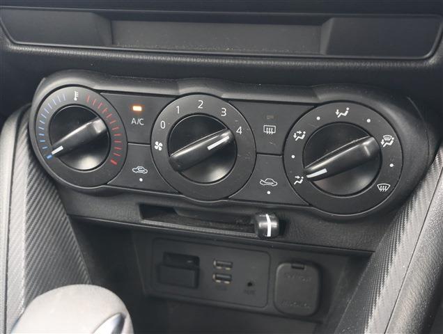 MAZDA MAZDA 2 C For corporate use CH0000062231