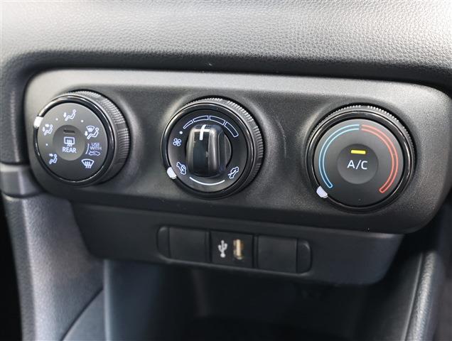 TOYOTA YARIS X CH0000061864
