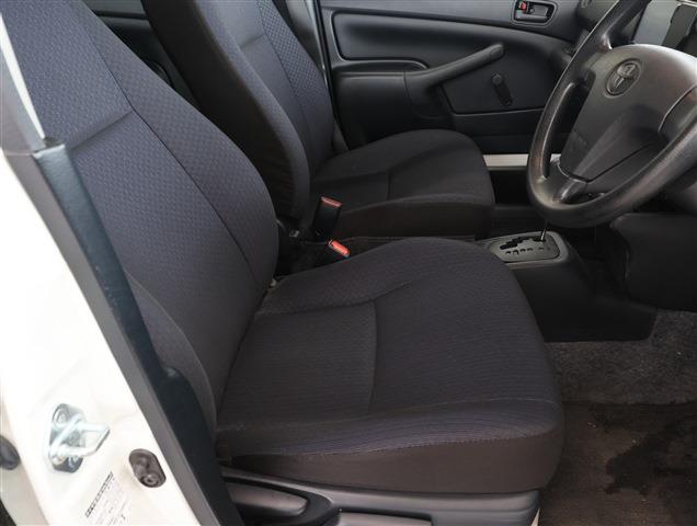 TOYOTA PROBOX VAN DX Comfort CH0000061351