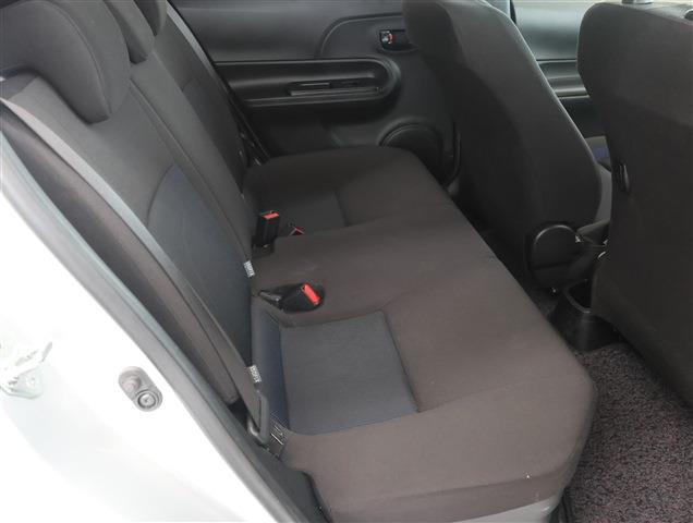 TOYOTA AQUA S CH0000061816