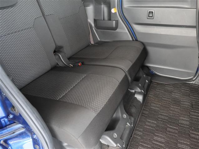 TOYOTA PIXIS MEGA L SA3 CH0000056410