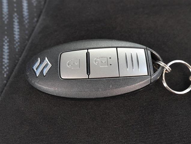 SUZUKI LANDY X S-Hybrid CH0000059287