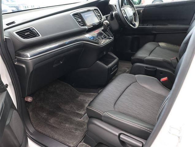 HONDA ODYSSEY Absolute CH0000061231