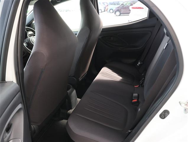 TOYOTA YARIS Hybrid X CH0000061866