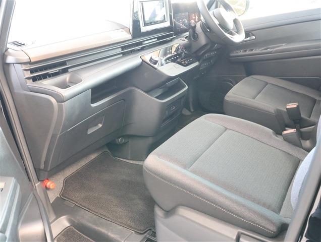 NISSAN SERENA Highway Star V CH0000059635