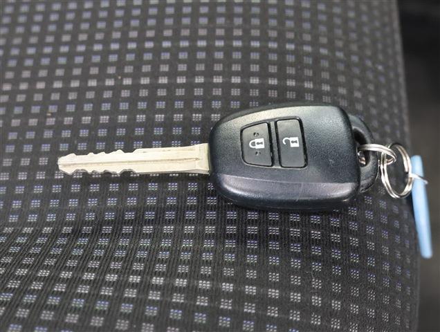 TOYOTA VITZ F CH0000062155