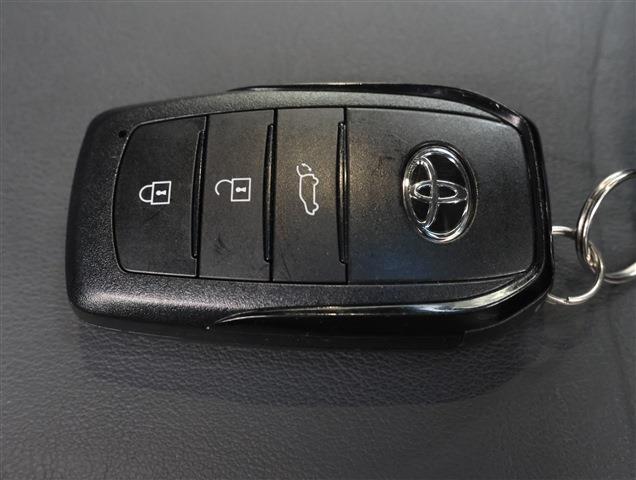TOYOTA HARRIER Z CH0000059877