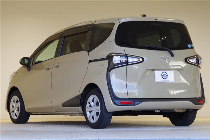 TOYOTA SIENTA Fun Base G CH0000057782