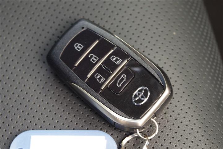 TOYOTA ALPHARD Z CH0000059833