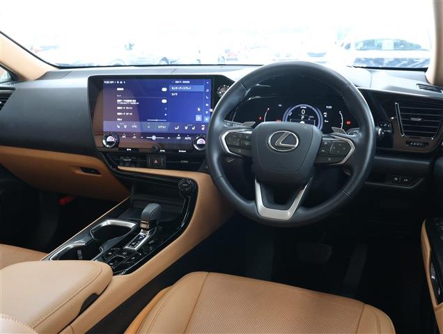 LEXUS NX HYBRID Version L CH0000060665