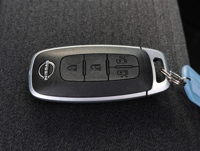 NISSAN SERENA e-POWER Highway Star V CH0000058076