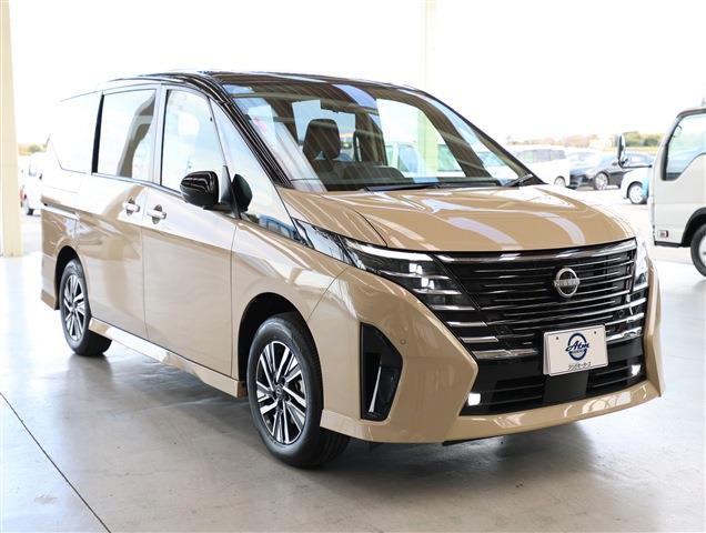 NISSAN SERENA e-4ORCE Highway Star V CH0000058543