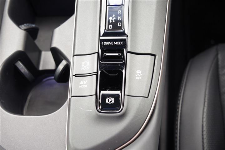 TOYOTA CROWN CROSSOVER G Advanced Leather Package CH0000060190