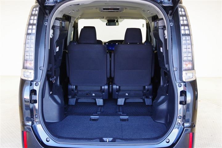 TOYOTA VOXY HV V CH0000061445