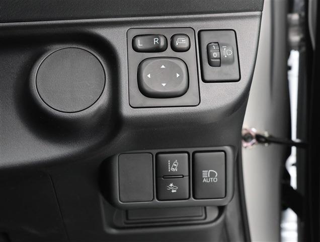 TOYOTA AQUA S CH0000061816