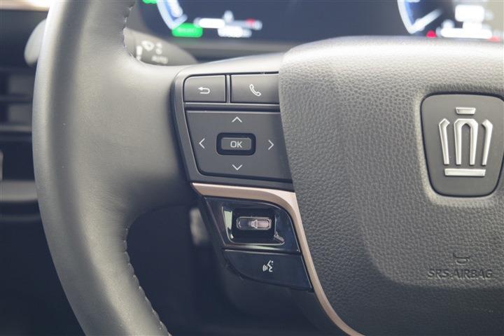 TOYOTA CROWN CROSSOVER G Advanced Leather Package CH0000060190