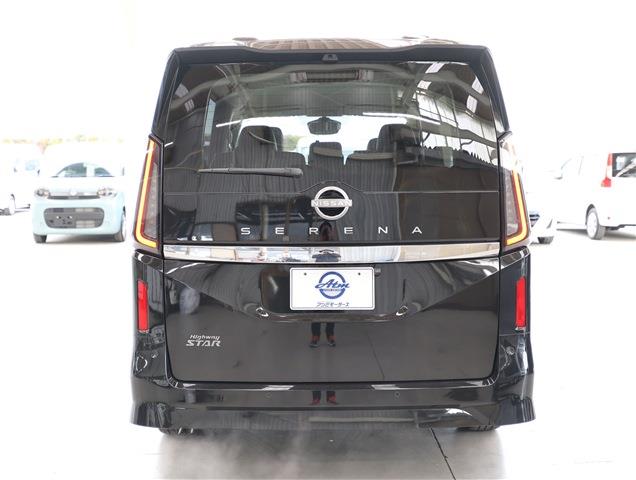 NISSAN SERENA Highway Star V CH0000059335