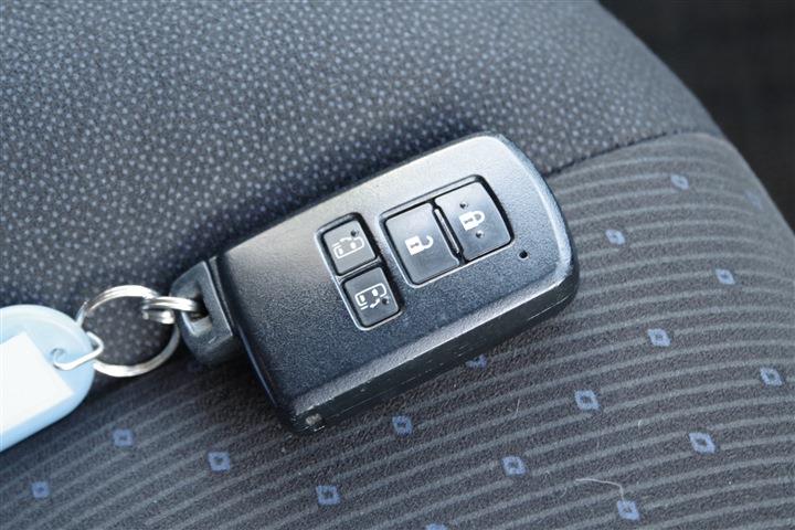 TOYOTA VOXY HV V CH0000061445