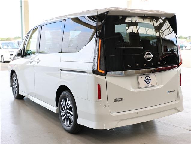 NISSAN SERENA e-POWER Highway Star V CH0000057798