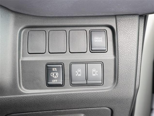NISSAN SERENA e-POWER Highway Star V CH0000061395