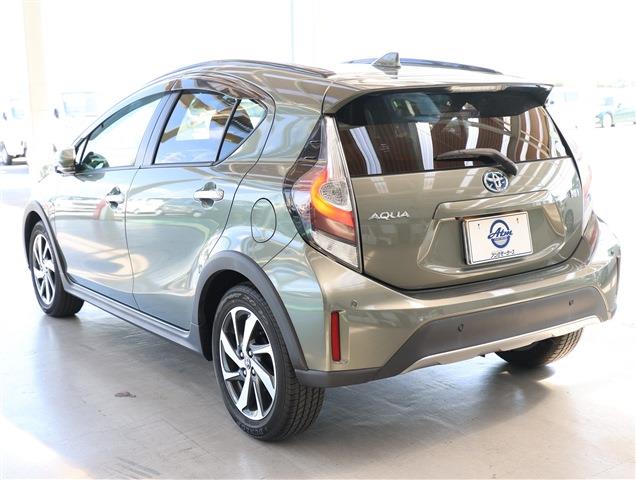 TOYOTA AQUA Crossover gram CH0000061886