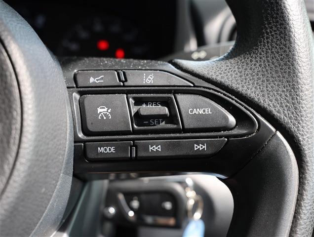 TOYOTA YARIS Hybrid X CH0000061866
