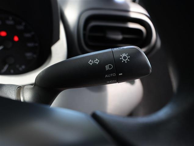 TOYOTA YARIS X CH0000061864