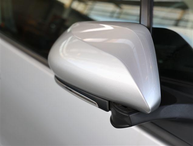 TOYOTA PRIUS E CH0000058526