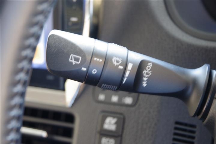 TOYOTA VOXY HV V CH0000061445