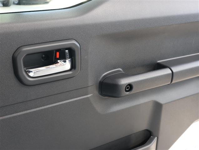 SUZUKI JIMNY NOMAD FC CH0000060811