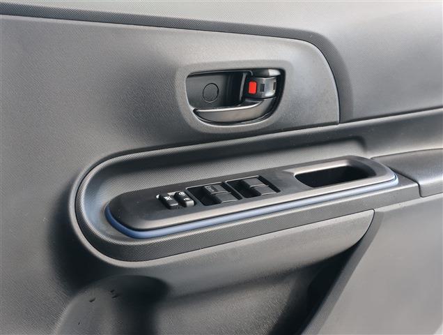 TOYOTA AQUA S CH0000059897