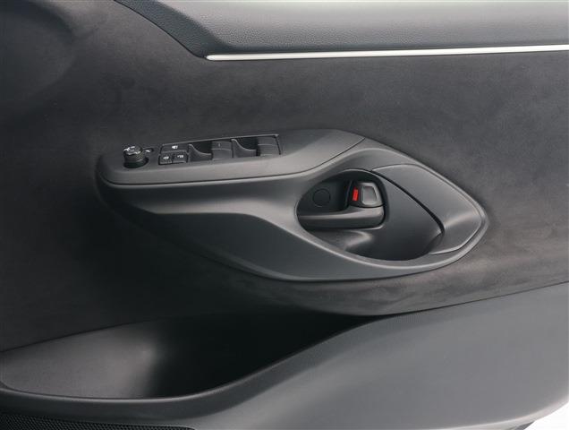 TOYOTA YARIS X CH0000060061