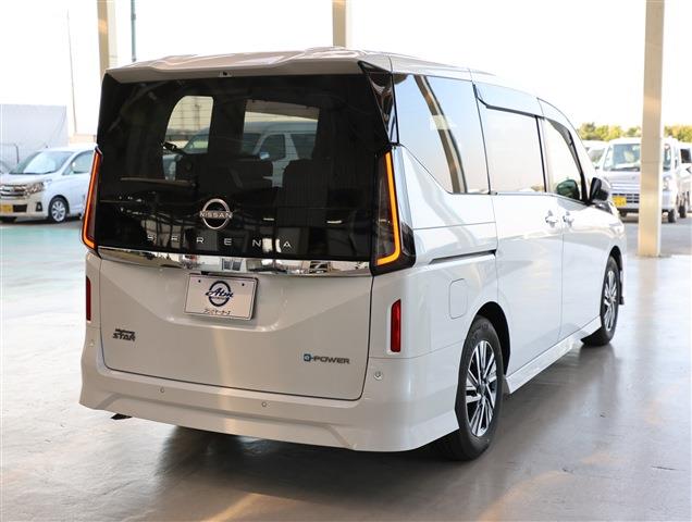 NISSAN SERENA e-POWER Highway Star V CH0000058076