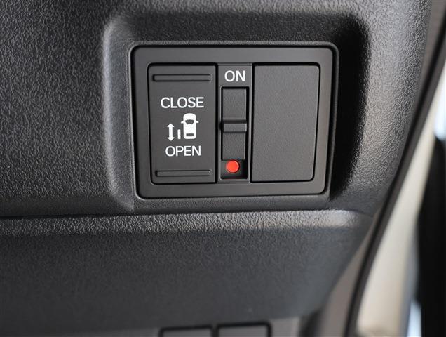 HONDA N BOX CUSTOM Base Grade CH0000062055