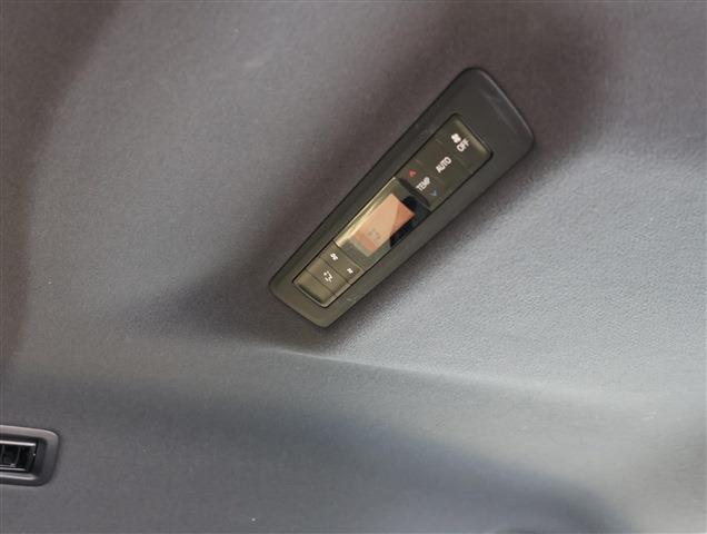 TOYOTA VOXY ZS Kirameki CH0000061101