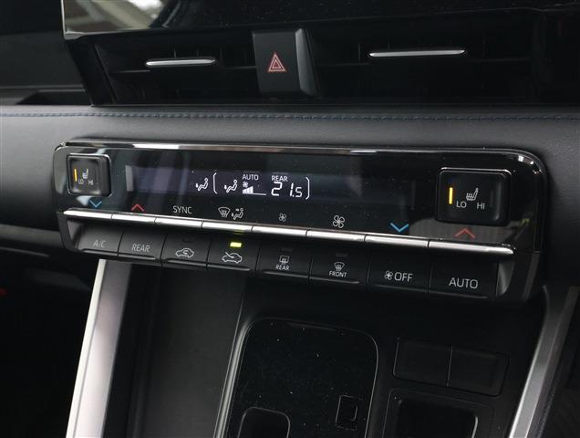 TOYOTA VOXY S-Z CH0000057476