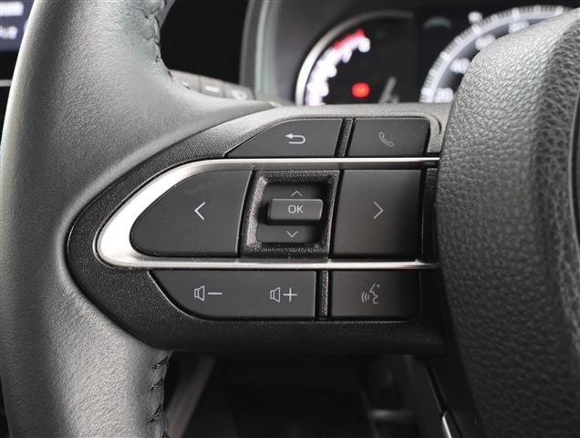 TOYOTA VOXY S-Z CH0000057476