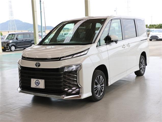 TOYOTA VOXY S-Z CH0000057476