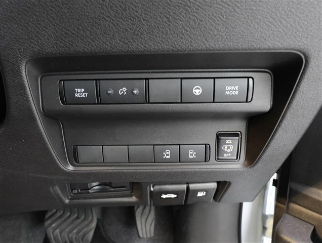 NISSAN SERENA e-POWER Highway Star V CH0000058076