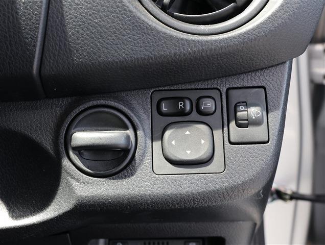 TOYOTA VITZ F CH0000062155