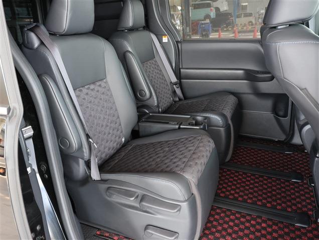 TOYOTA VOXY Hybrid S-Z CH0000062041