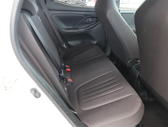 TOYOTA YARIS Hybrid X CH0000061990