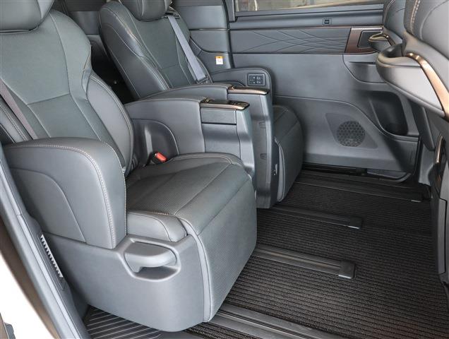 TOYOTA ALPHARD Z CH0000060379