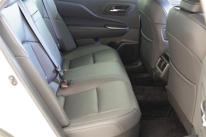 TOYOTA CROWN CROSSOVER G Advanced Leather Package CH0000060190