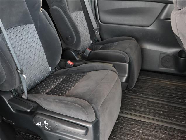 TOYOTA ALPHARD S A Package CH0000058070