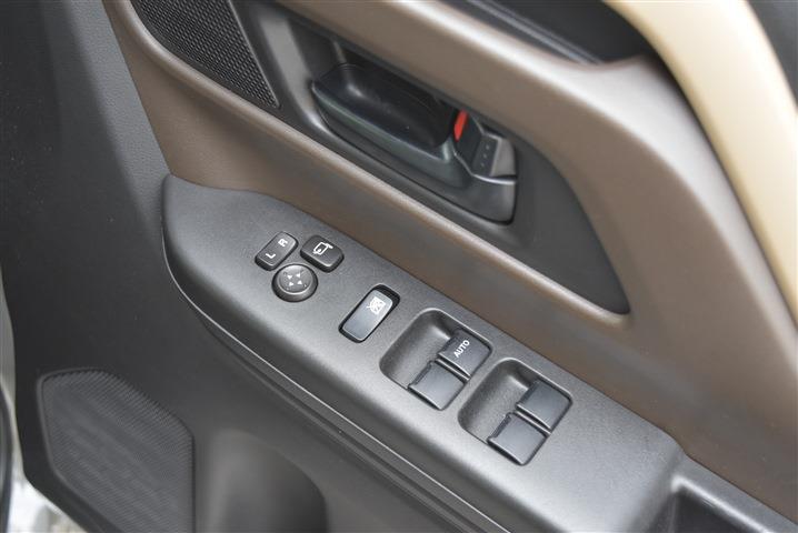 SUZUKI SPACIA Hybrid X CH0000054107