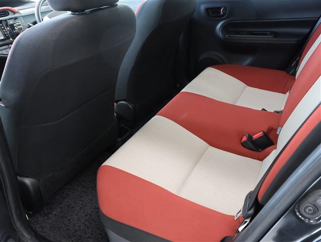 TOYOTA AQUA S CH0000059882