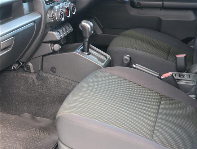 SUZUKI JIMNY NOMAD FC CH0000059386