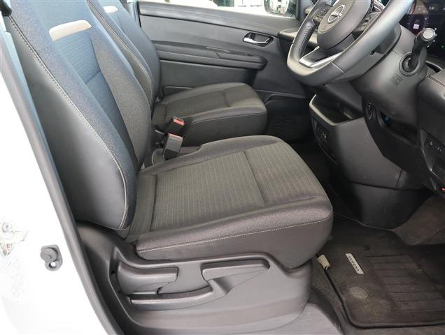 NISSAN SERENA e-POWER Highway Star V CH0000057763