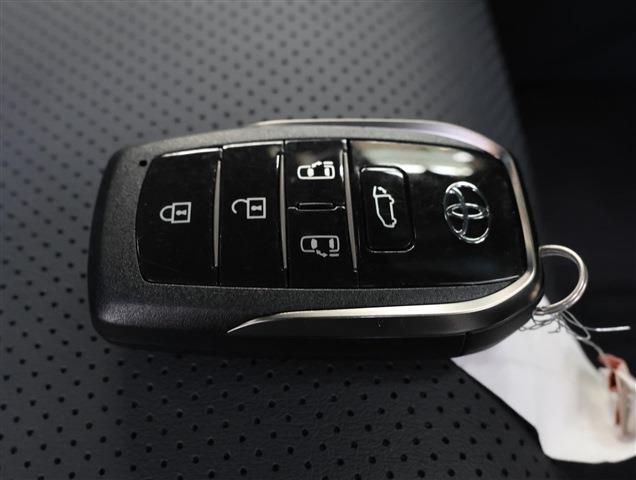 TOYOTA ALPHARD Z CH0000060379